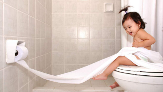 girl-potty-training