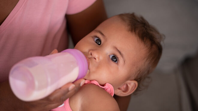baby-drinking-formula